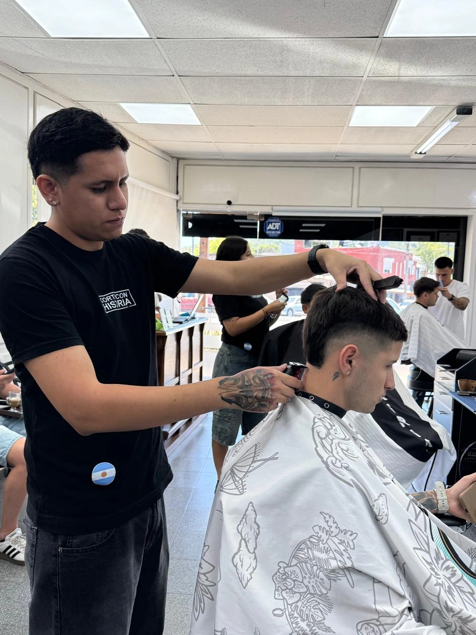 Corte moderno en la barbería